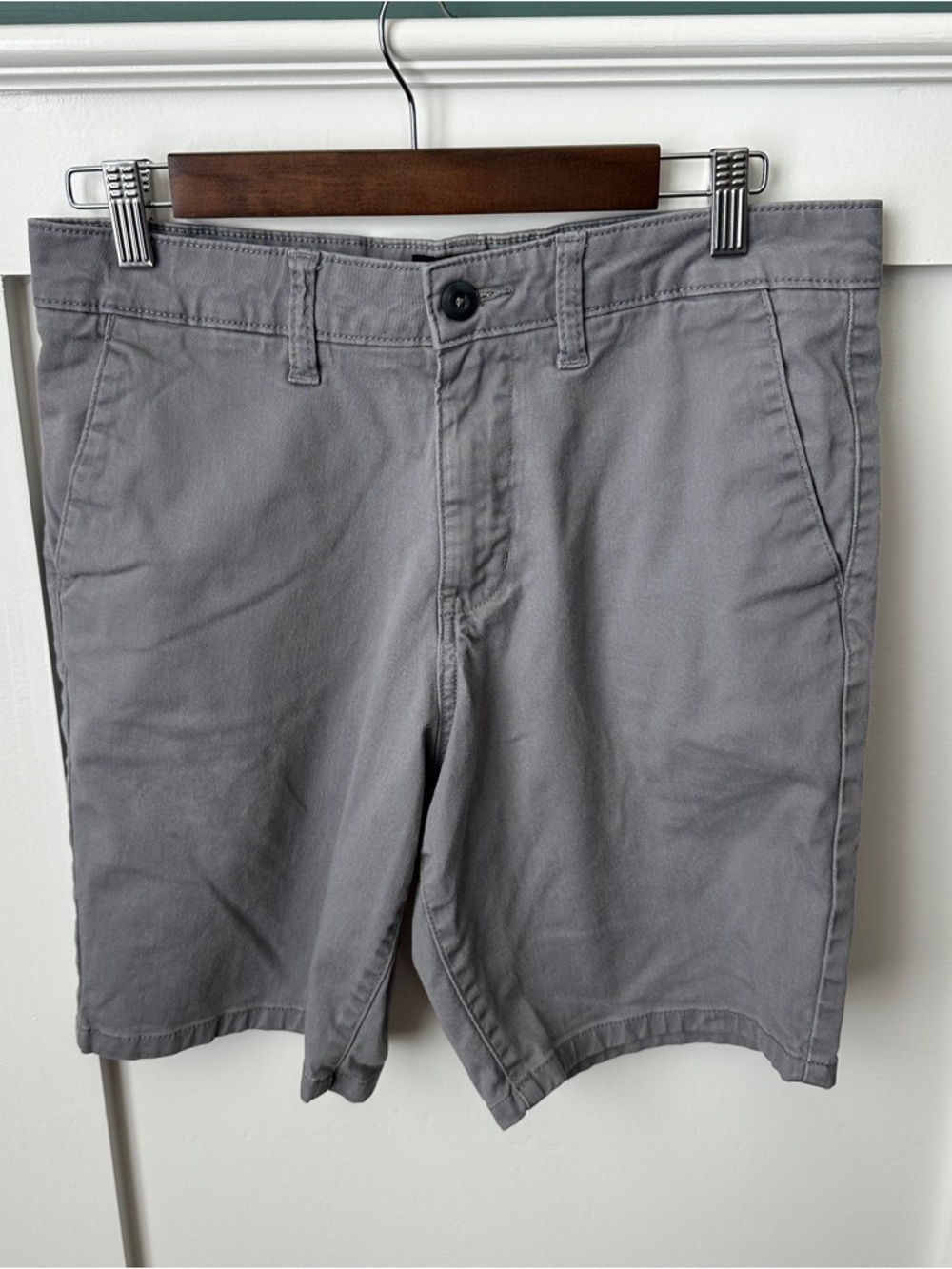 RSQ Men's Slate Gray Flat Front Chino Shorts